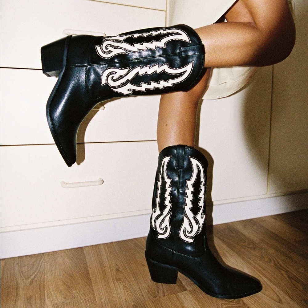 Billini Norva Black and Bone Heeled Boots (Brand New/Never Worn)